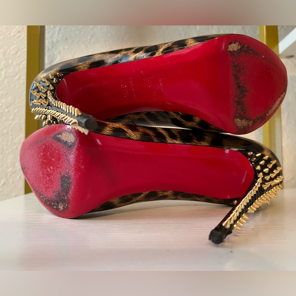 Christian Louboutin Brown/Beige Leopard Print Spikes Platform Pump - Picture 5 of 10